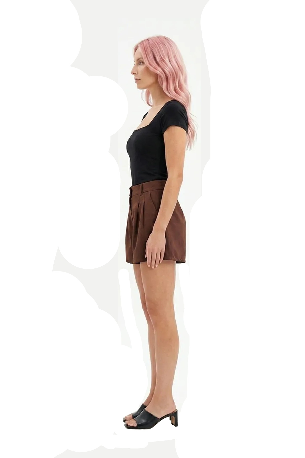 Zincir Detaylı Yüksek Bel Şort 2